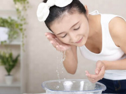 Dùng giấm rửa mặt như thế nào cho đúng cách? Dùng giấm rửa mặt như thế nào cho đúng cách?