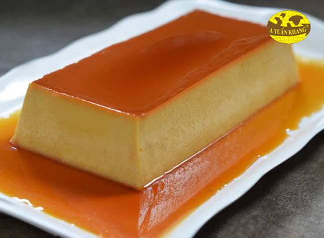 Bánh flan cam với nước màu caramel